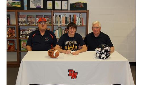 Donpihan West Mustang, Lane Spiker signing with Highland CC for football 